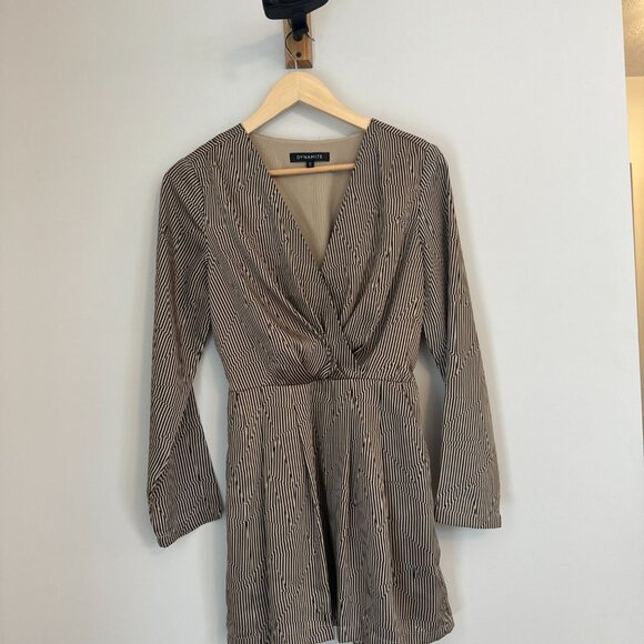 Dynamite short dress - Long sleeve - Size Small - Picture 4 of 8